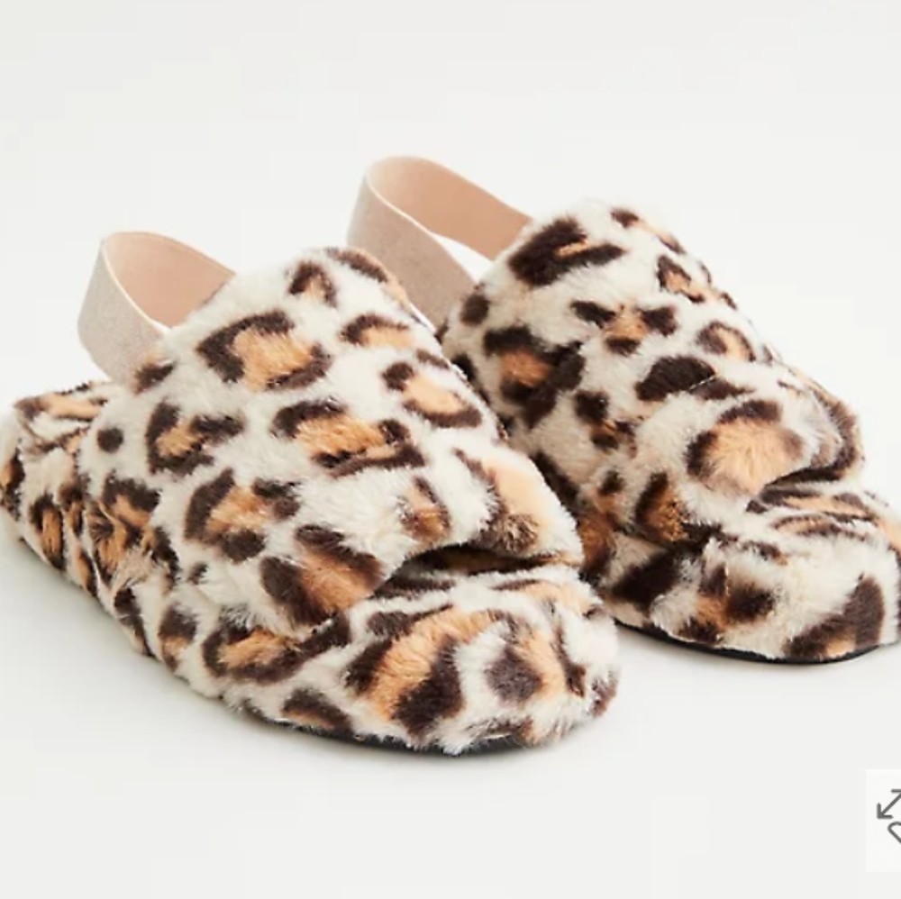 TORRID Fur Platform Back Band Slide 11.5